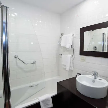 Mcgettigans 3* Letterkenny