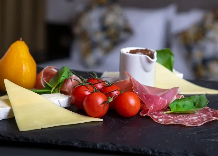 Mcgettigans 3* Letterkenny